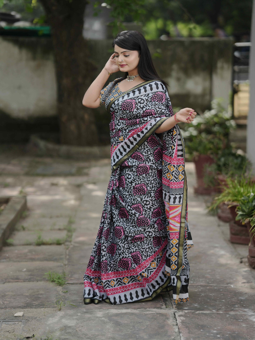 Black Pure Cotton Batik Print Saree