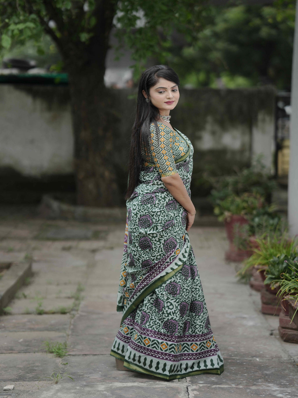Black Pure Cotton Batik Print Saree