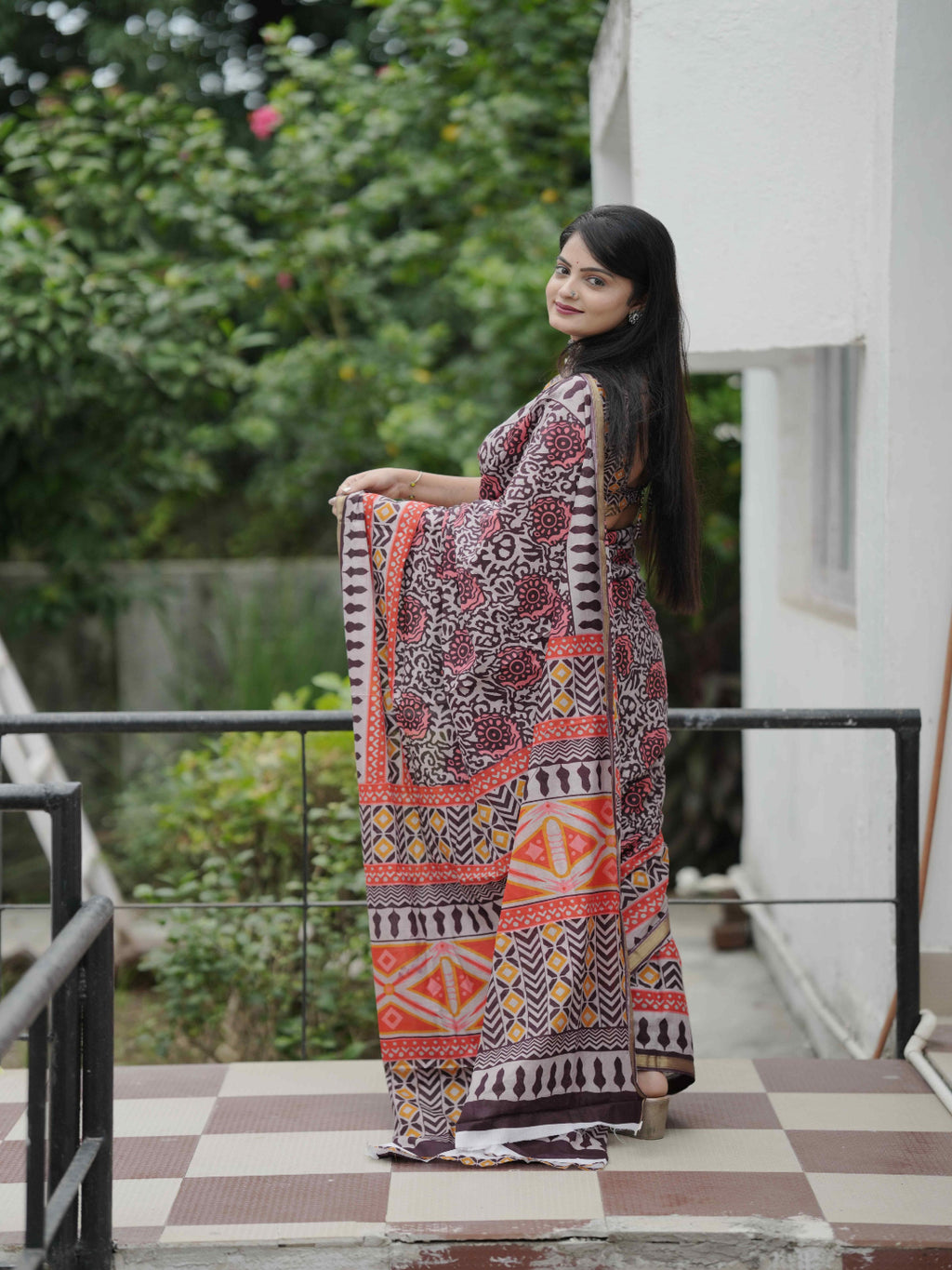 Black Pure Cotton Batik Print Saree
