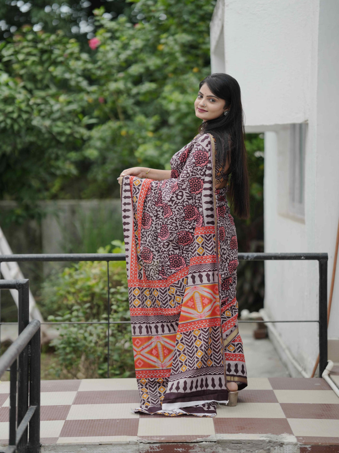 Black Pure Cotton Batik Print Saree