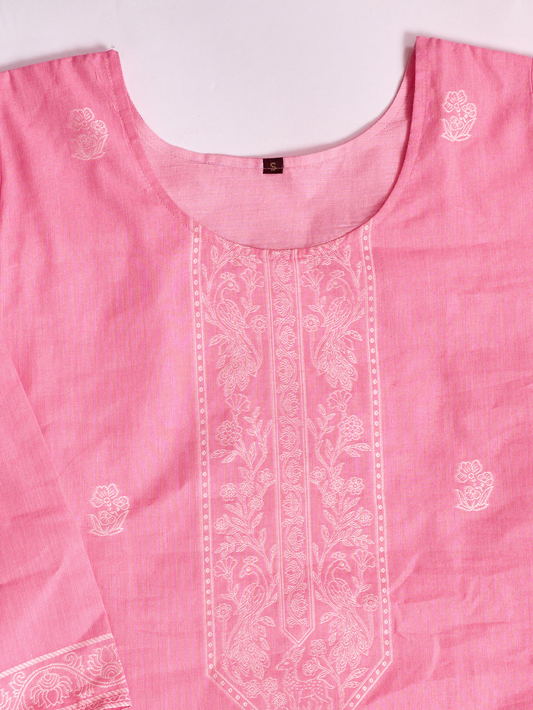 Women hand embroidered chikankarey kurta set