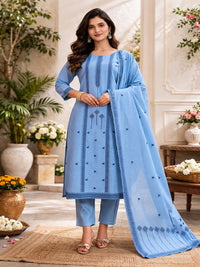 Women hand embroidered chikankarey kurta set