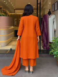 Elegant Rayon Slub Embroidered Kurta