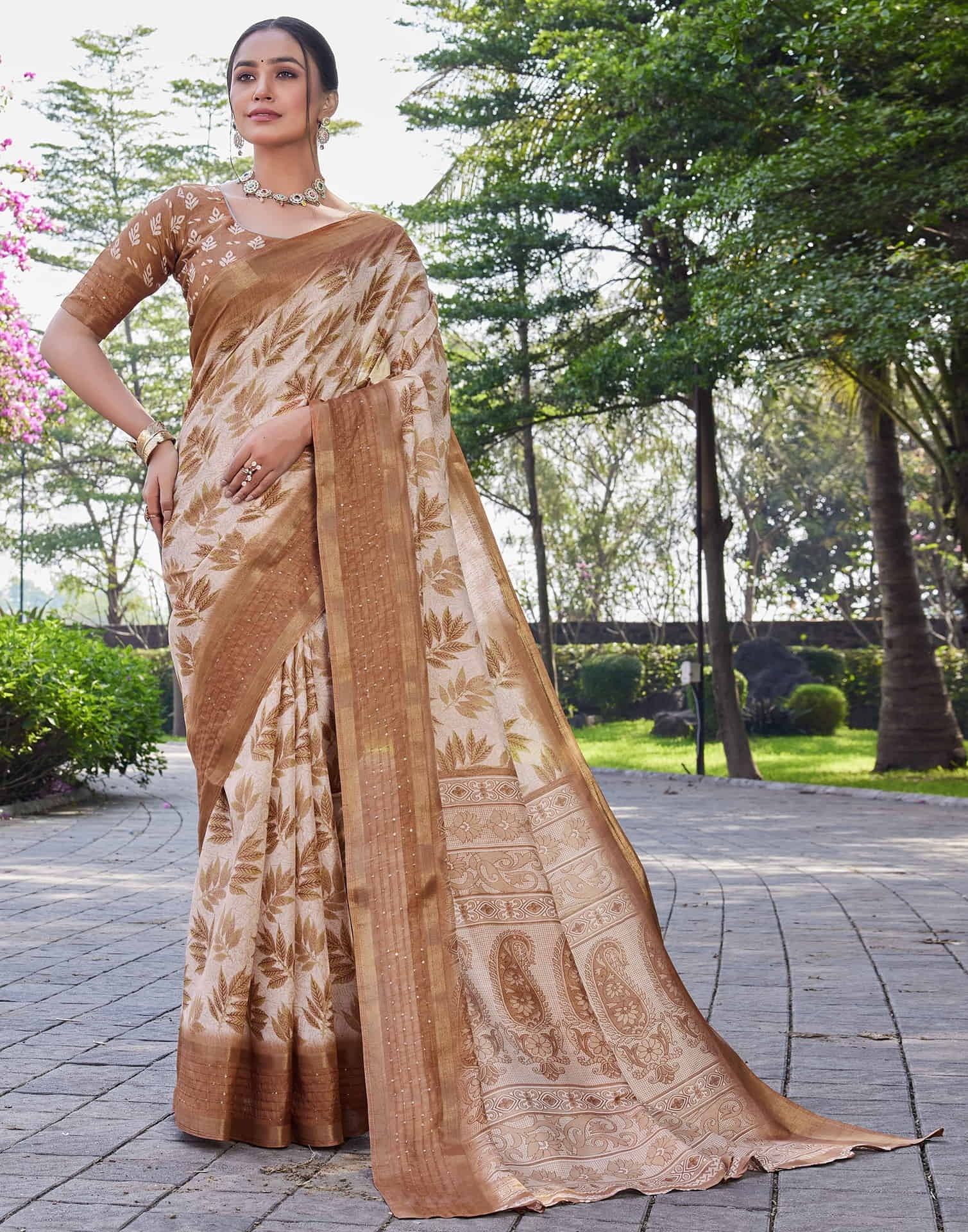 Vriksha Floral Leaf Chanderi Saree