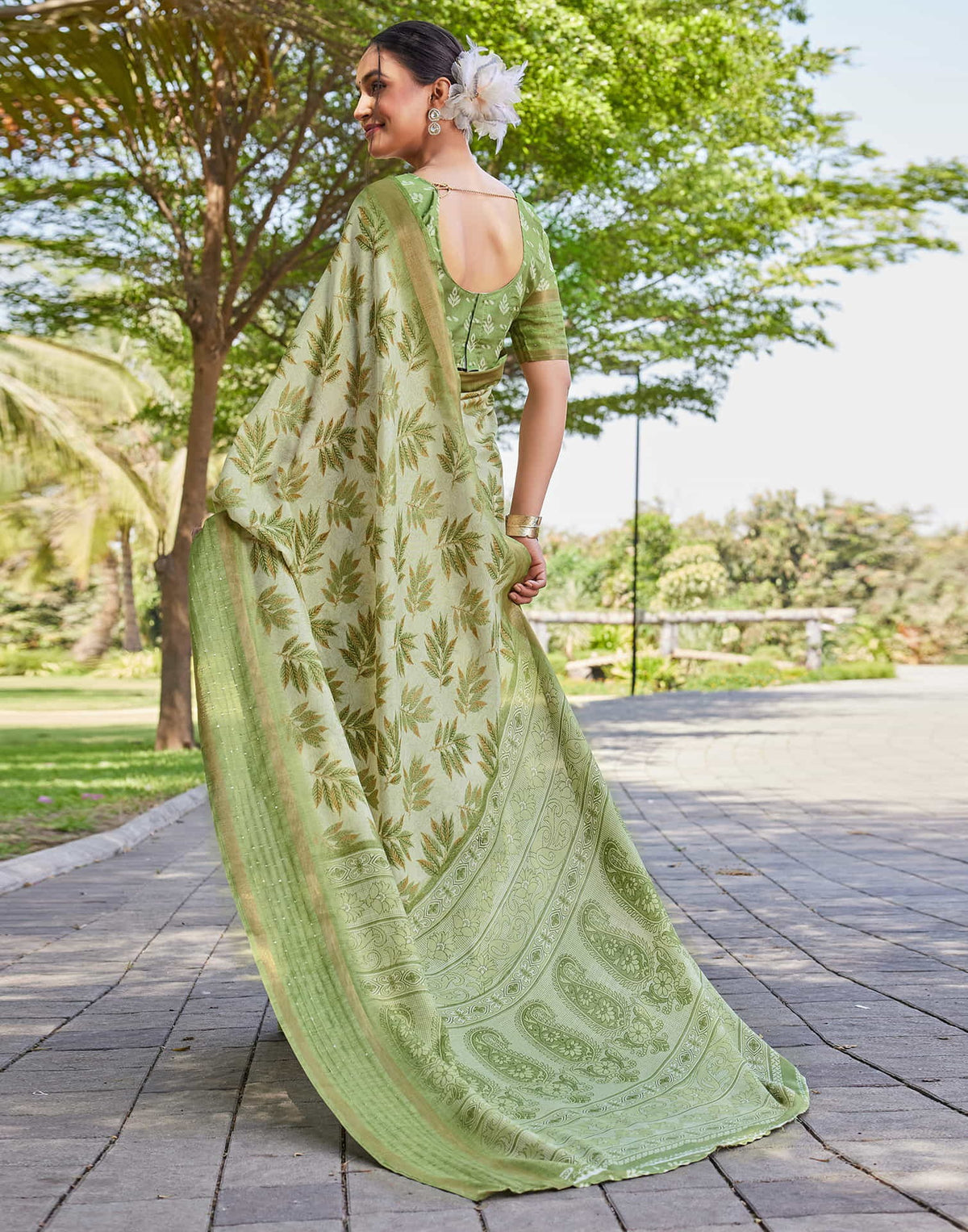 Vriksha Floral Leaf Chanderi Saree