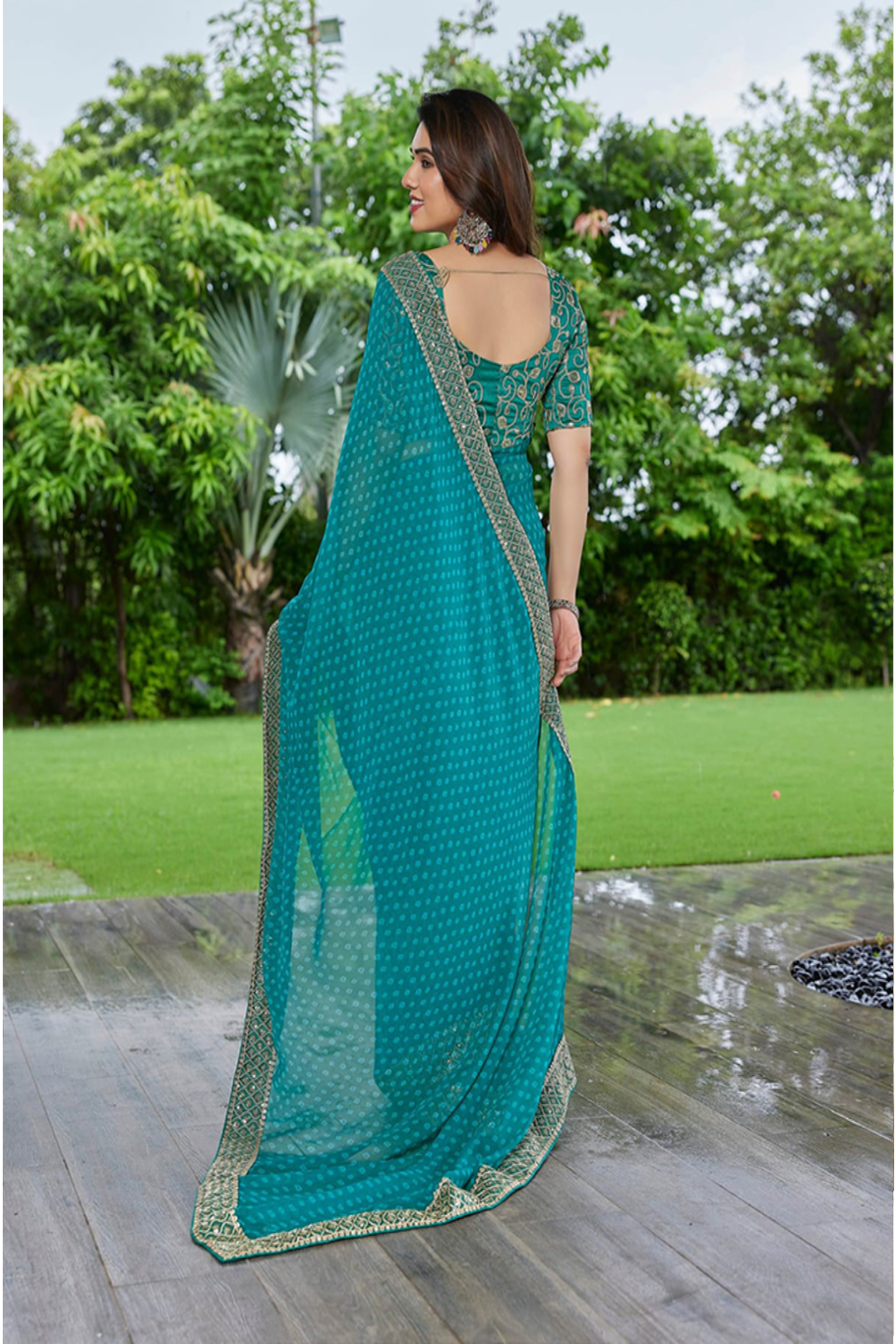 Elegant Teal Green Georgette Saree with Designer Border – Party Wear Traditional Saree for Women