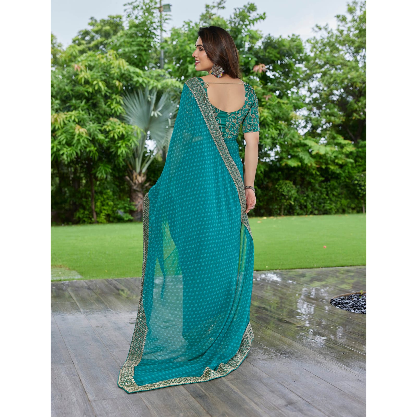Elegant Teal Green Georgette Saree with Designer Border – Party Wear Traditional Saree for Women