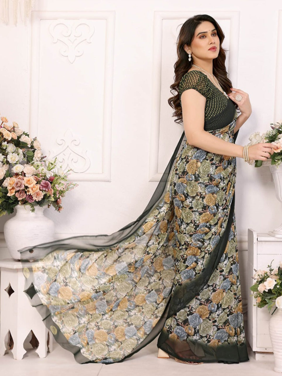 Elegant Black Floral Printed Chiffon Saree with Stylish Border – Party & Festive Wear