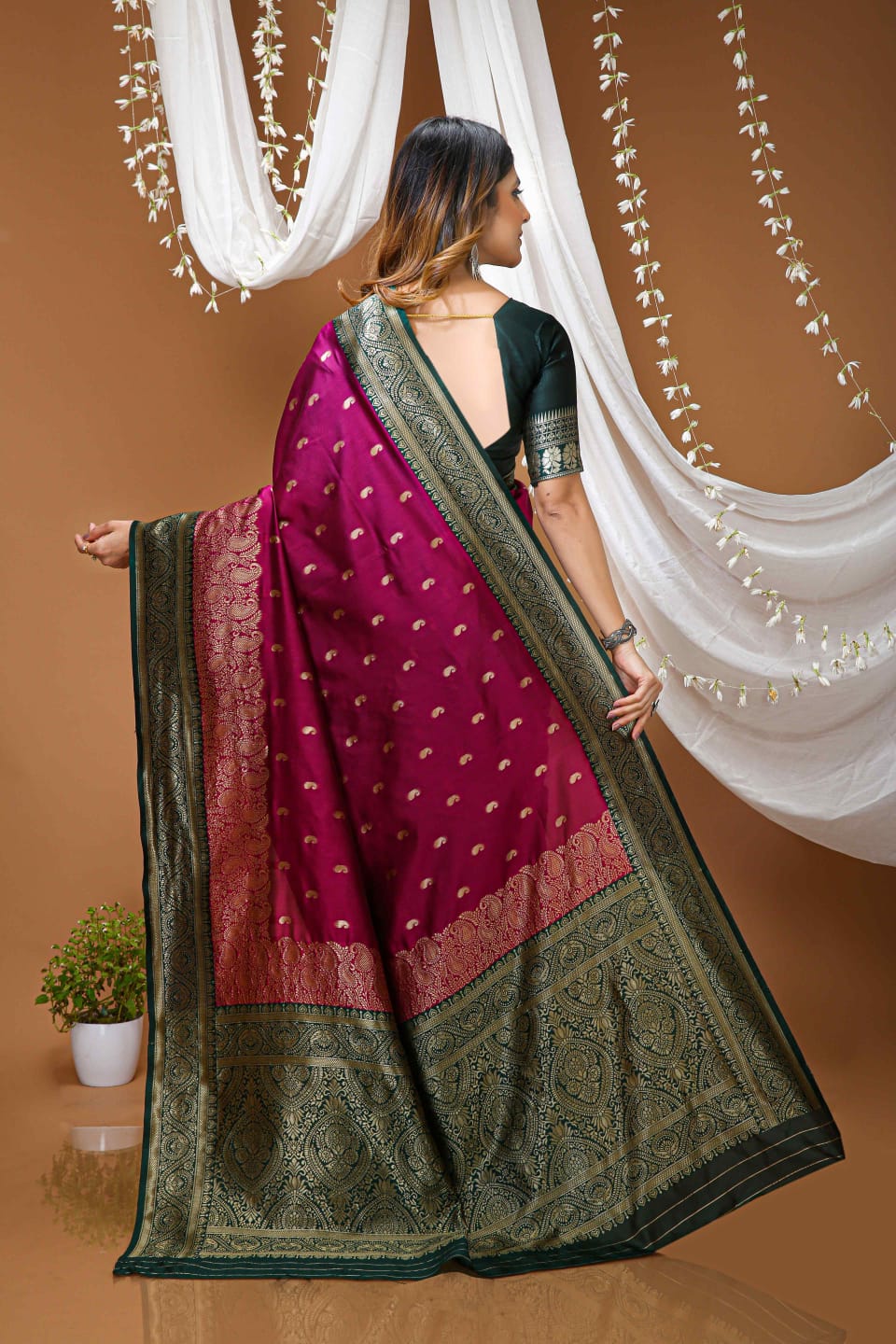 Elegant Rani Pink Banarasi Style Zari Woven Saree with Rich Golden Designer Pallu – Wedding & Festive Wear