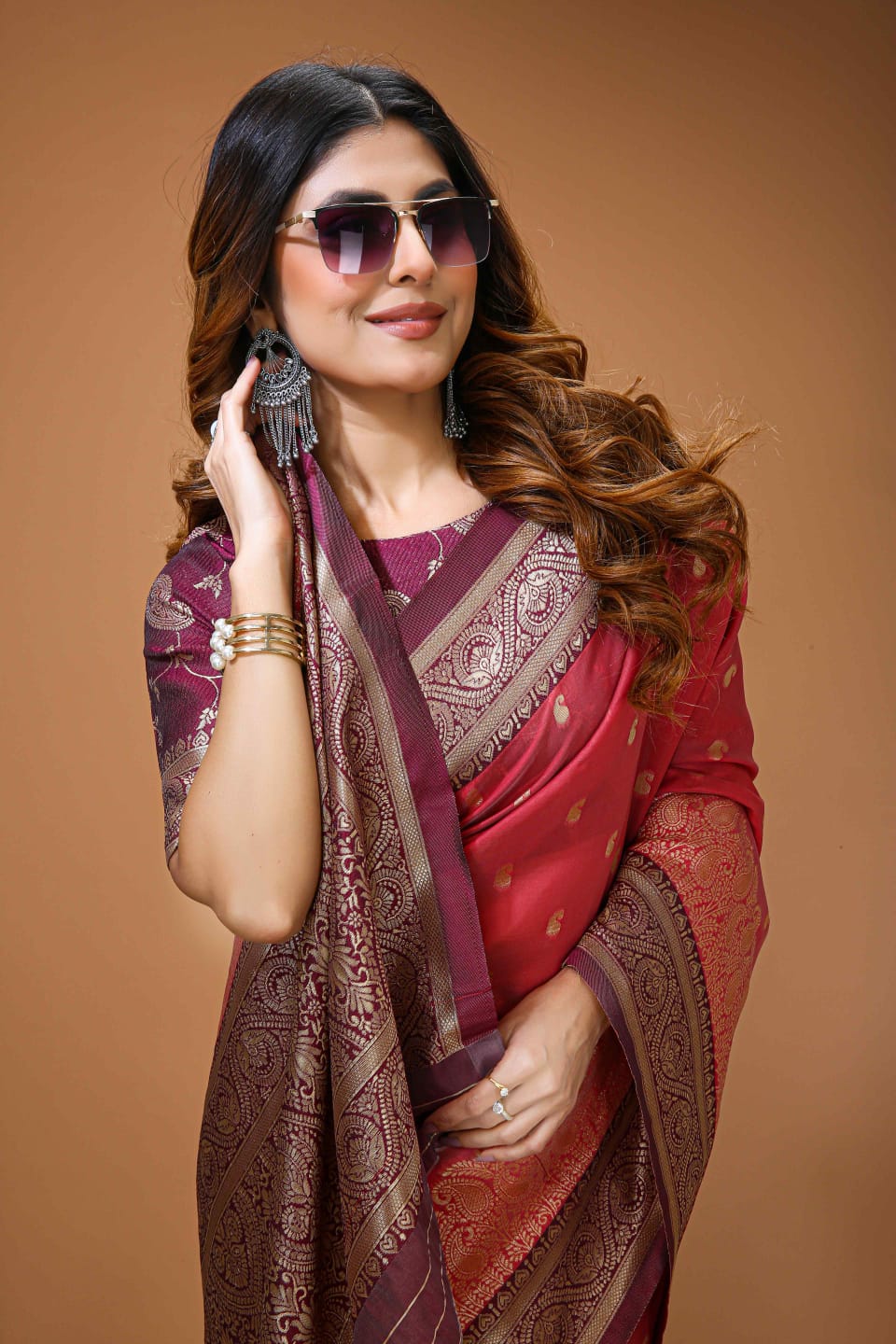 Elegant Rani Pink Banarasi Style Zari Woven Saree with Rich Golden Designer Pallu – Wedding & Festive Wear