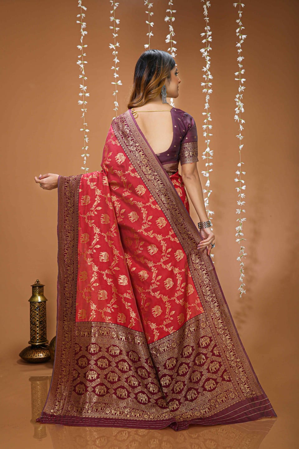 Elegant Orange Banarasi Style Zari Woven Saree with Rich Designer Pallu – Wedding & Festive Wear