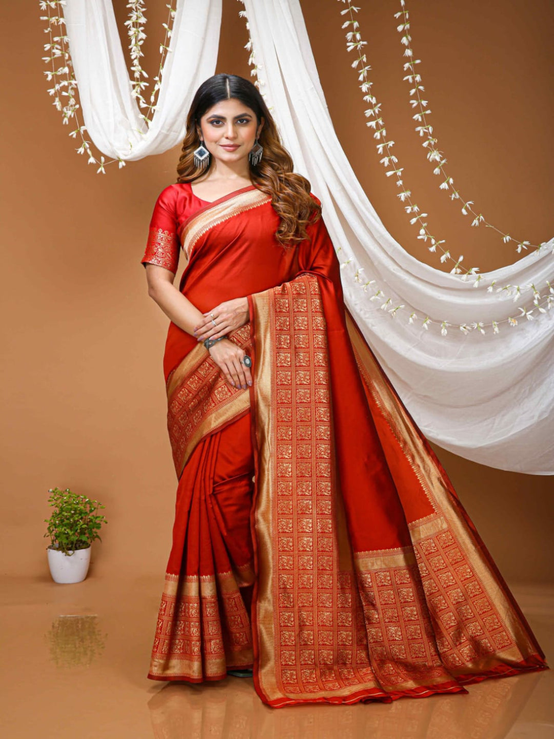 Elegant Red Banarasi Style Zari Woven Saree with Rich Golden Border – Festive & Wedding Wear