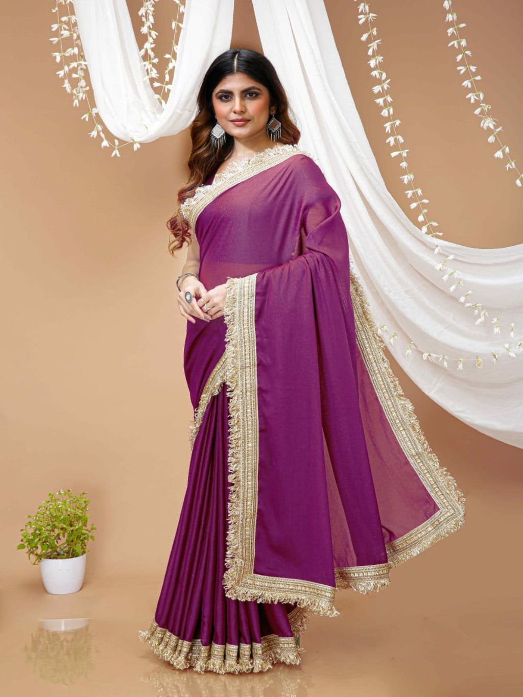 Elegant Black Saree with Golden Designer Lace Border – Party & Evening Wear
