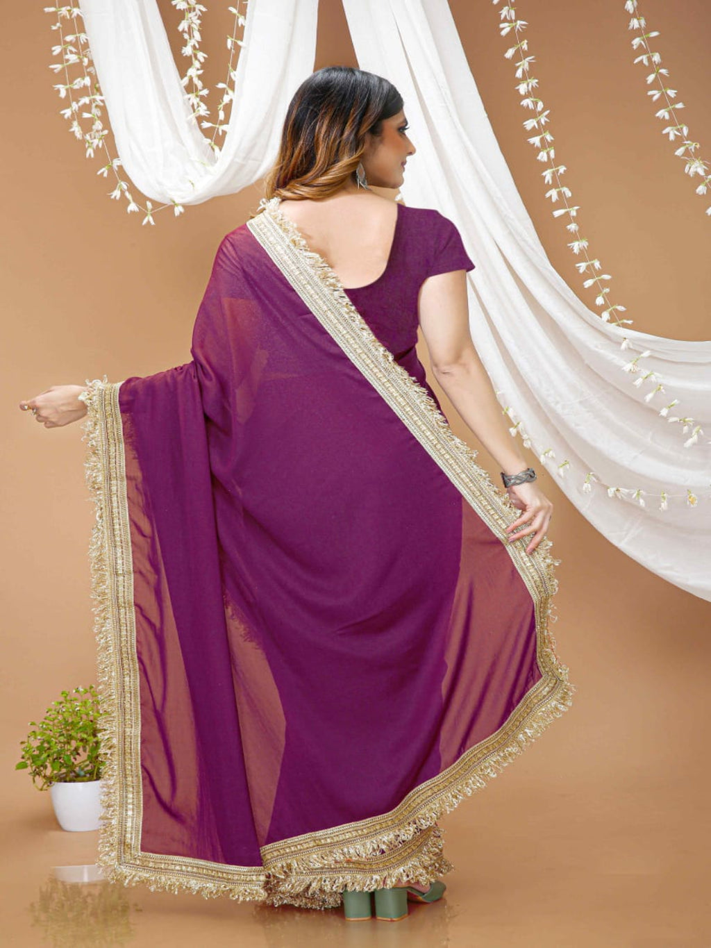 Elegant Black Saree with Golden Designer Lace Border – Party & Evening Wear