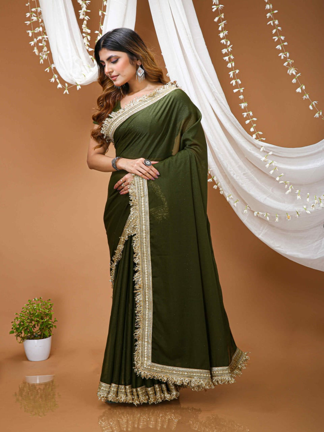Elegant Black Saree with Golden Designer Lace Border – Party & Evening Wear
