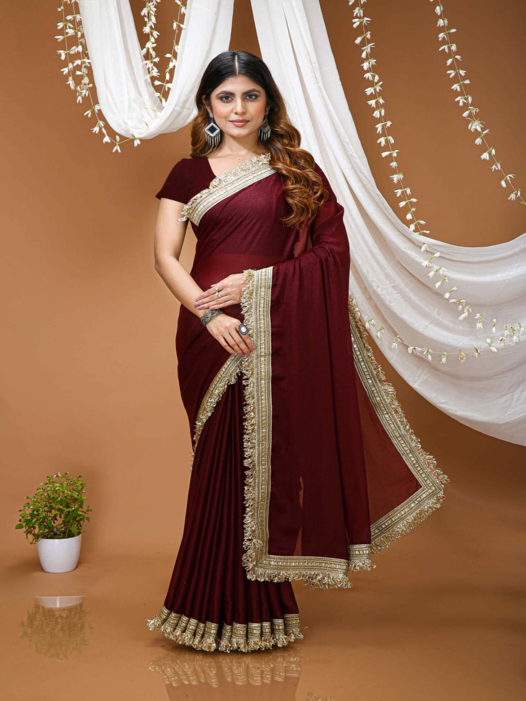 Elegant Black Saree with Golden Designer Lace Border – Party & Evening Wear