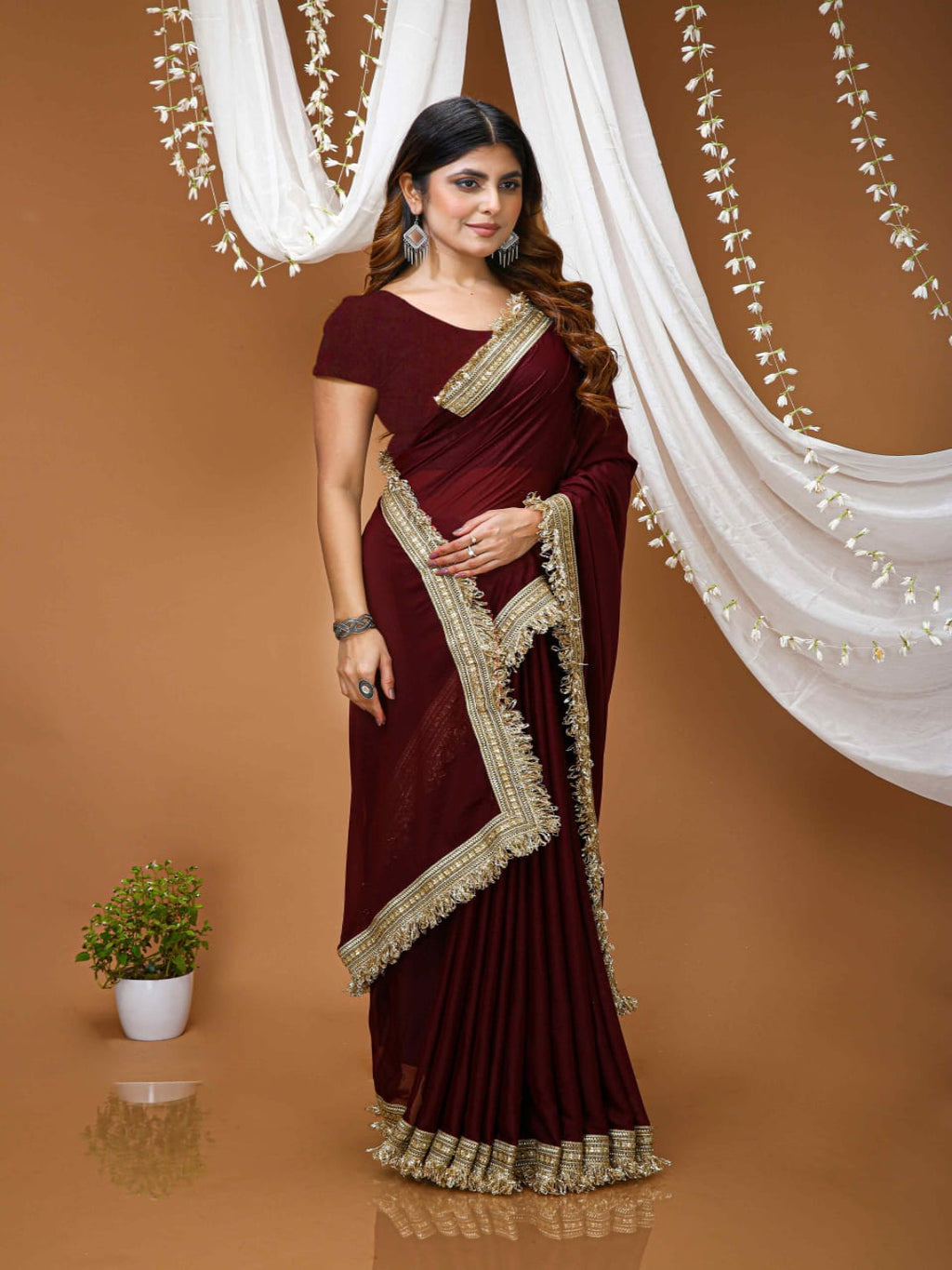 Elegant Black Saree with Golden Designer Lace Border – Party & Evening Wear
