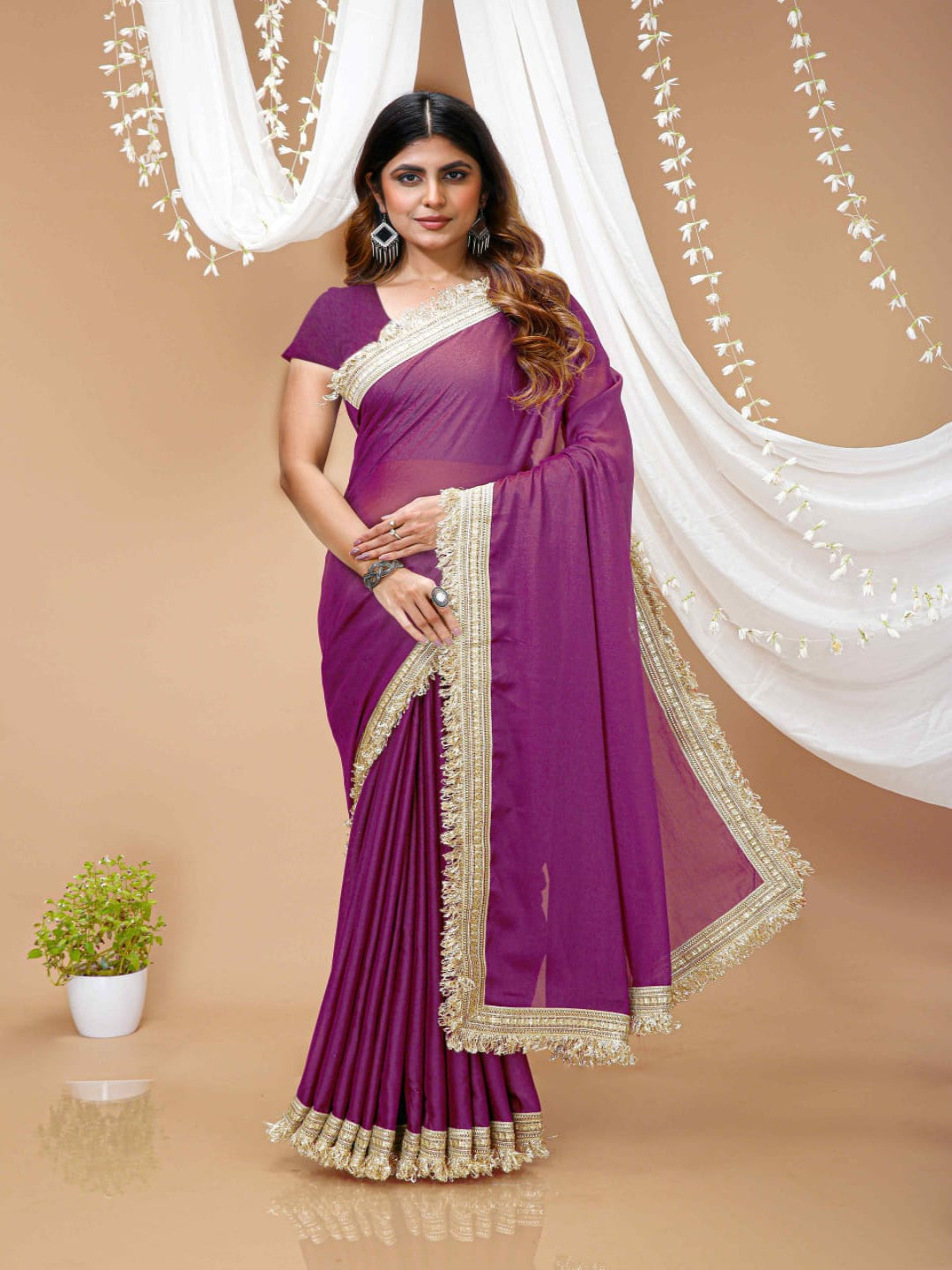 Elegant Black Saree with Golden Designer Lace Border – Party & Evening Wear