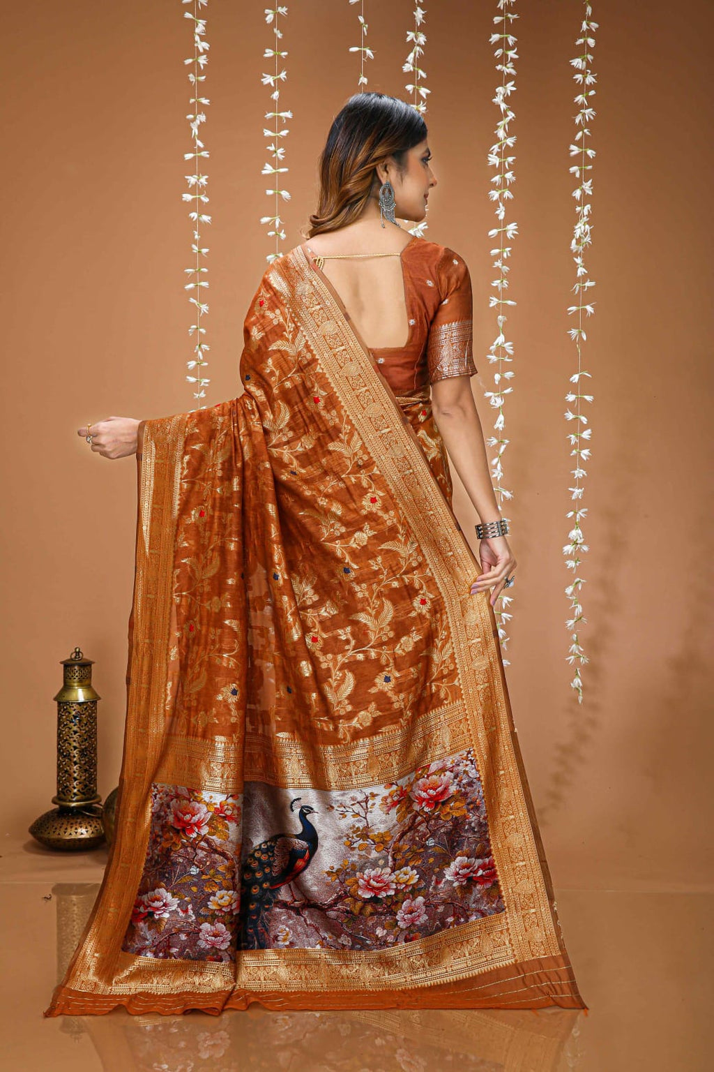 Elegant Green Designer Saree with Floral Printed Pallu – Festive & Traditional Wear