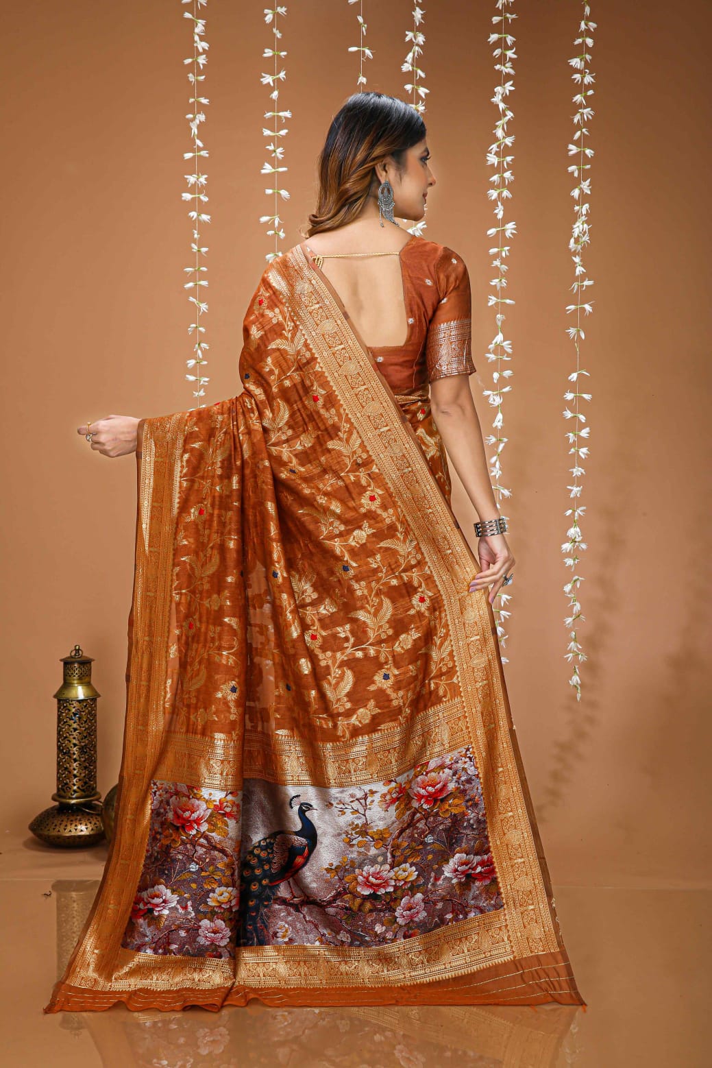 Elegant Green Designer Saree with Floral Printed Pallu – Festive & Traditional Wear