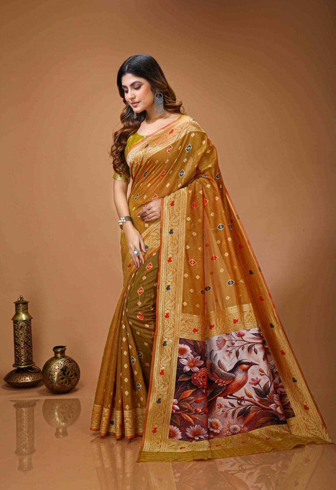 Elegant Green Designer Saree with Floral Printed Pallu – Festive & Traditional Wear