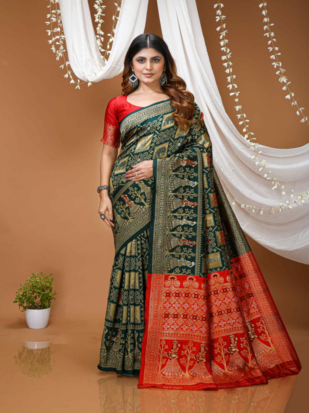 Elegant Royal Blue Banarasi Style Saree with Rich Designer Pallu – Festive & Wedding Wear
