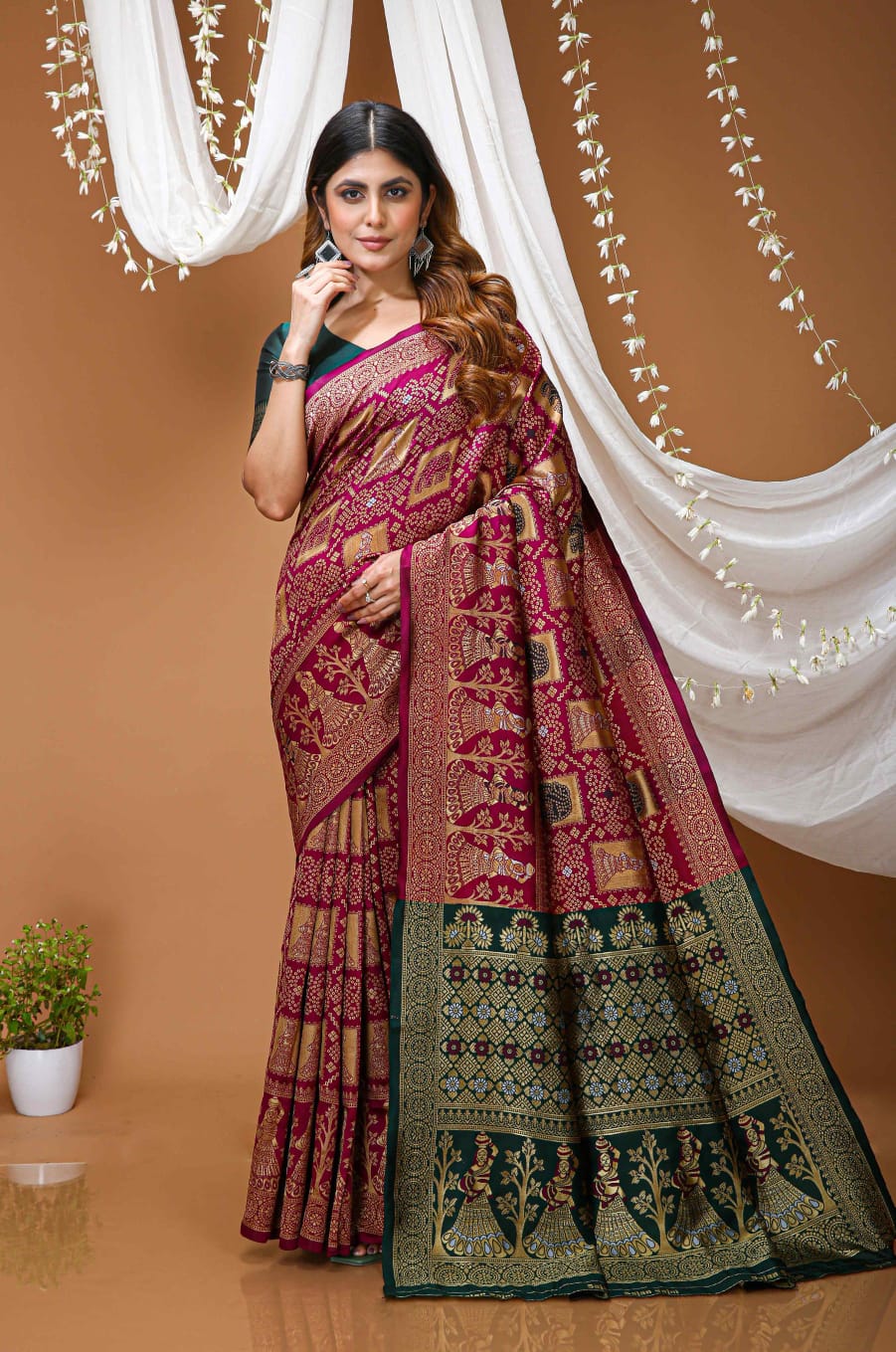 Elegant Royal Blue Banarasi Style Saree with Rich Designer Pallu – Festive & Wedding Wear