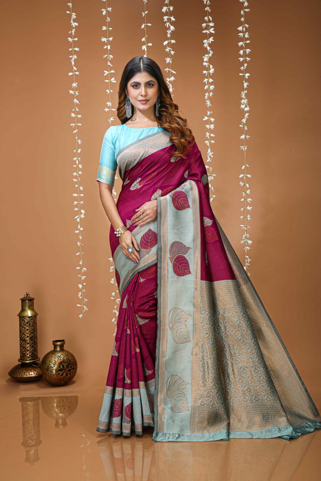 Elegant Beige & Red Zari Woven Saree with Rich Designer Pallu – Festive & Wedding Wear