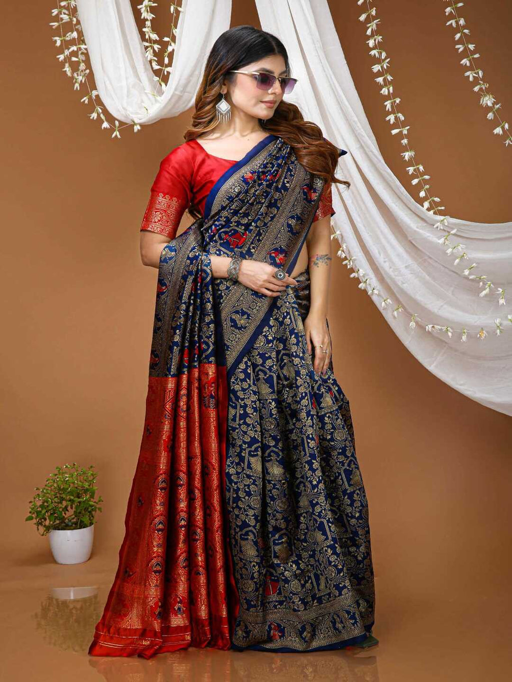 Graceful Pastel Green Banarasi Silk Saree with Rich Zari Border