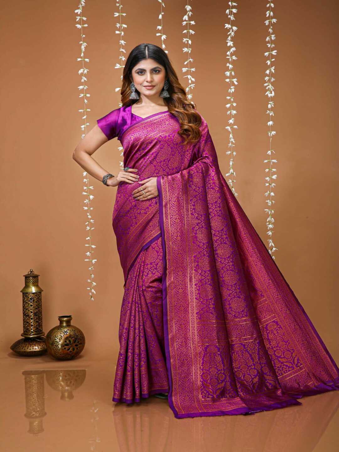 Vibrant Rani Pink Banarasi Silk Saree with Elegant Zari Weaving