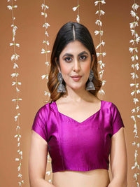 Vibrant Rani Pink Banarasi Silk Saree with Elegant Zari Weaving