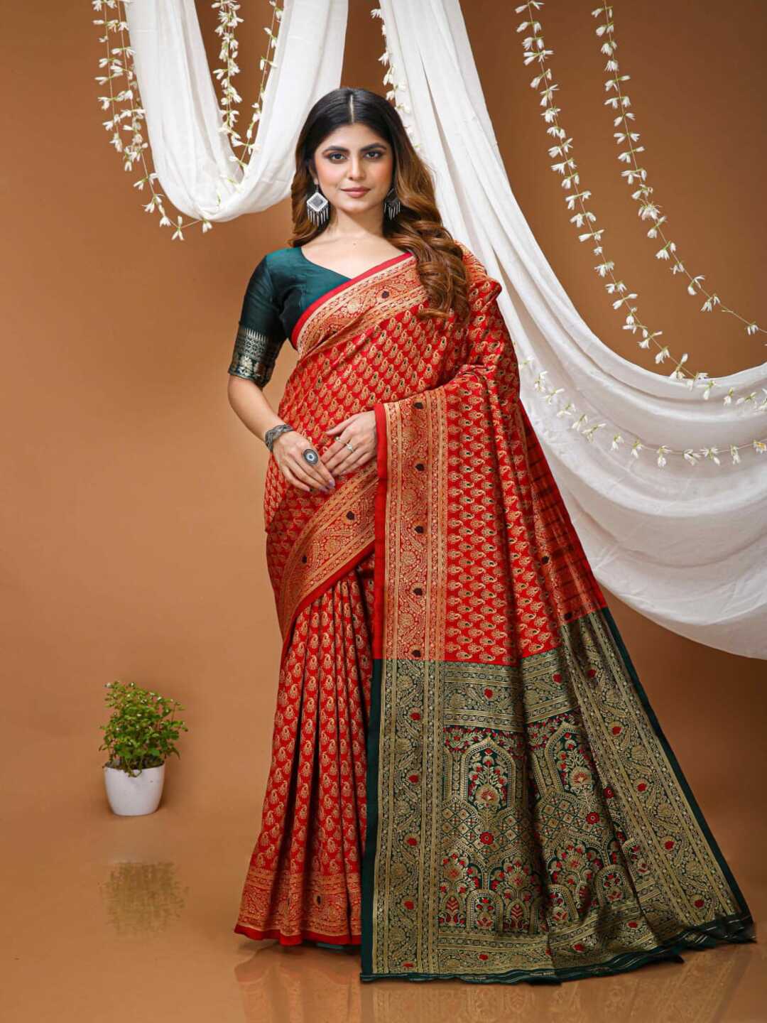 Elegant Mustard Yellow Banarasi Silk Saree with Rich Zari Border