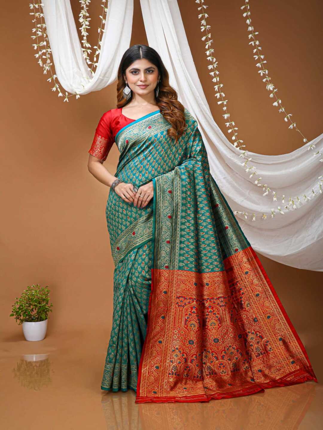 Elegant Mustard Yellow Banarasi Silk Saree with Rich Zari Border