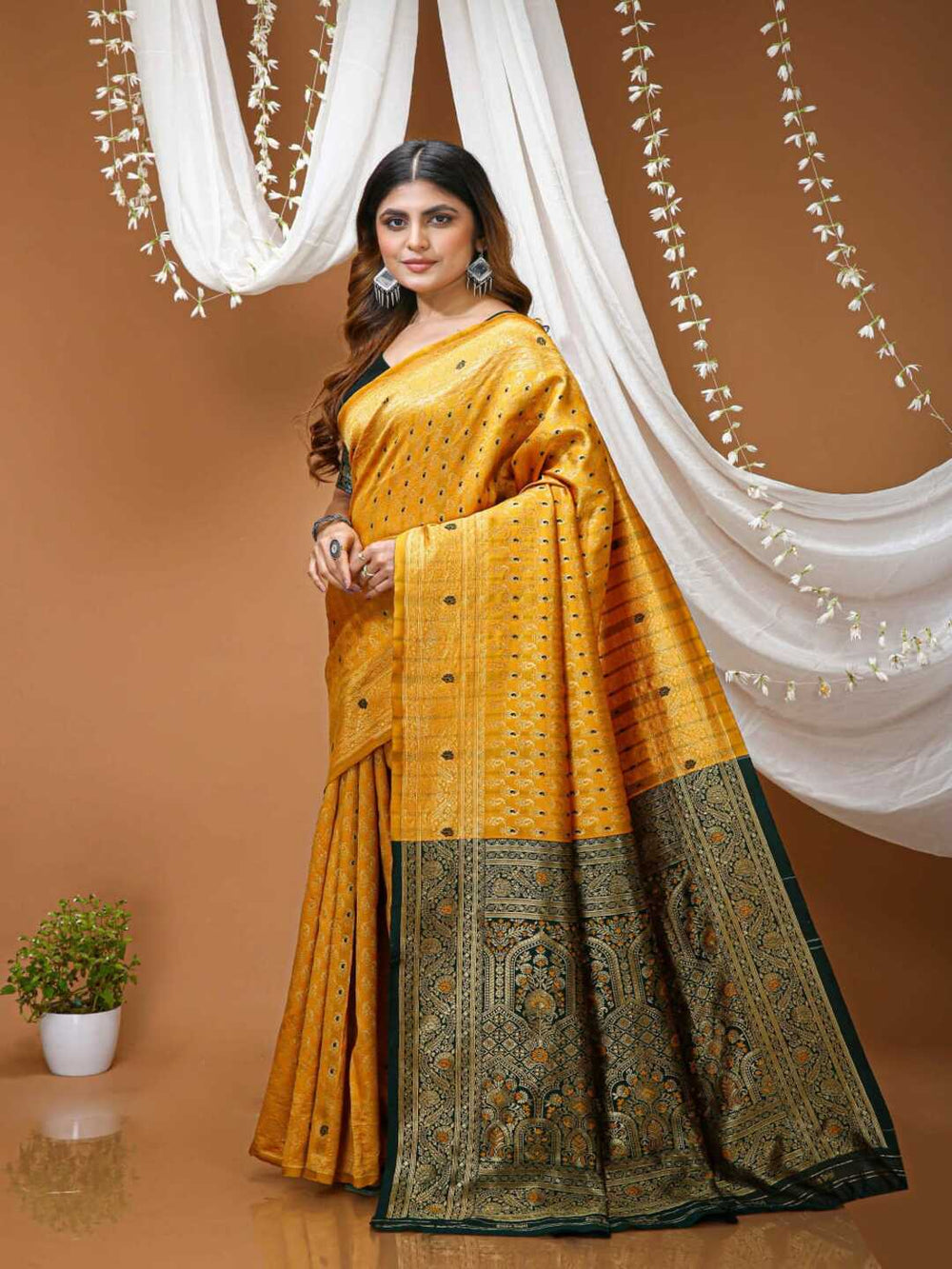 Elegant Mustard Yellow Banarasi Silk Saree with Rich Zari Border