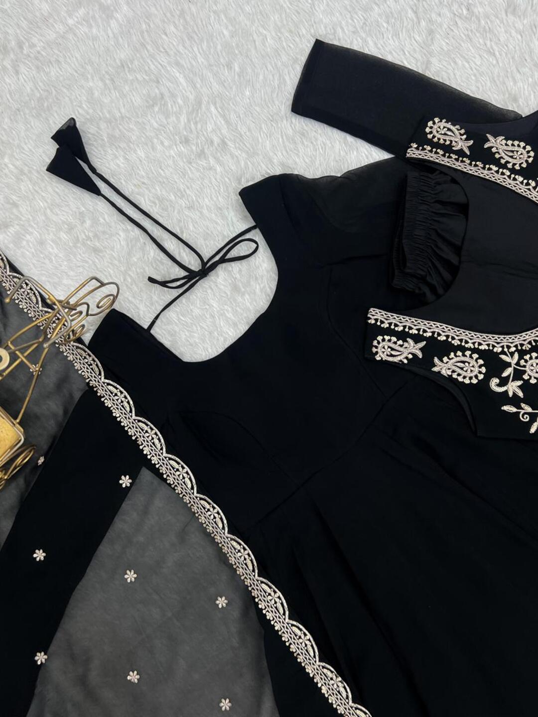 Elegant Black Anarkali Suit Set with Embroidered Dupatta