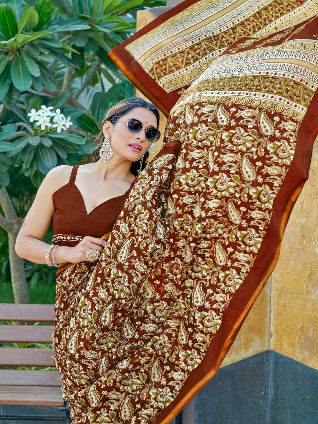 Elegant Rust Brown Printed Saree with Traditional Border