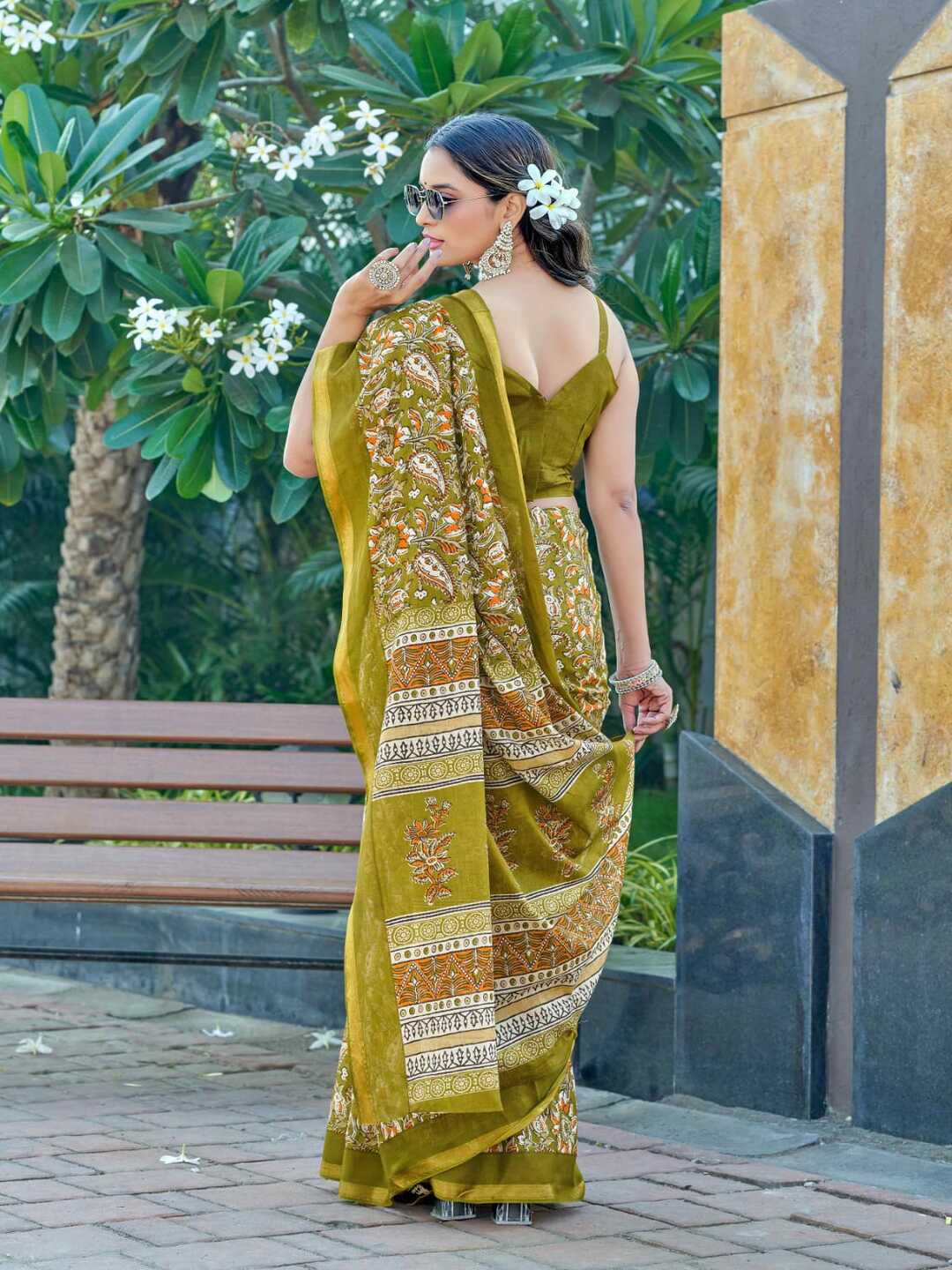 Elegant Rust Brown Printed Saree with Traditional Border