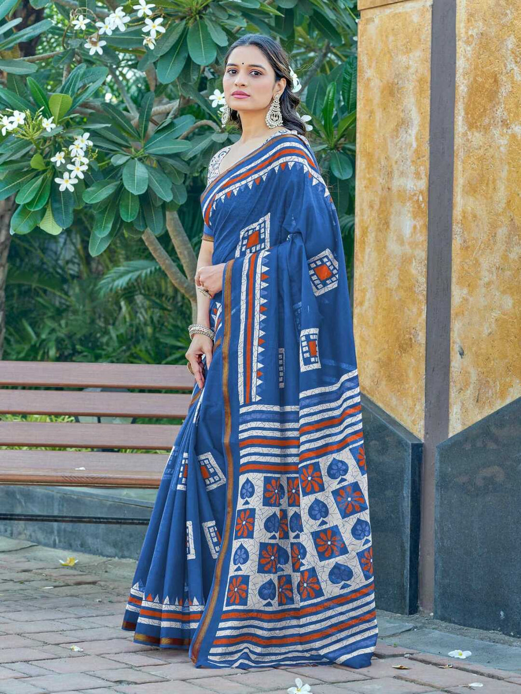 Elegant Navy Blue Printed Pure Cotton Saree with Geometric Border
