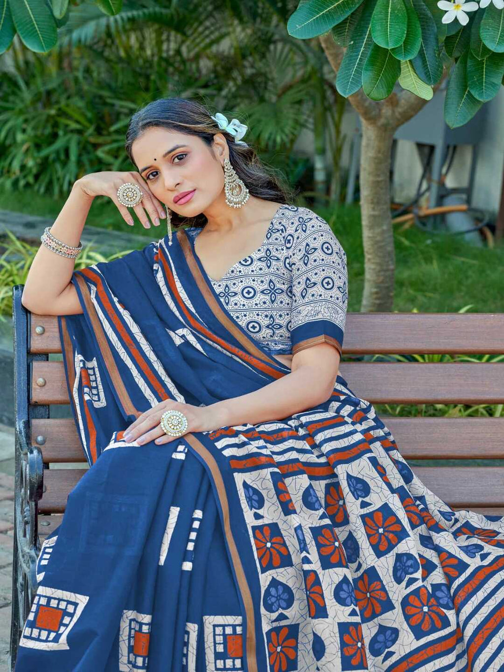Elegant Navy Blue Printed Pure Cotton Saree with Geometric Border