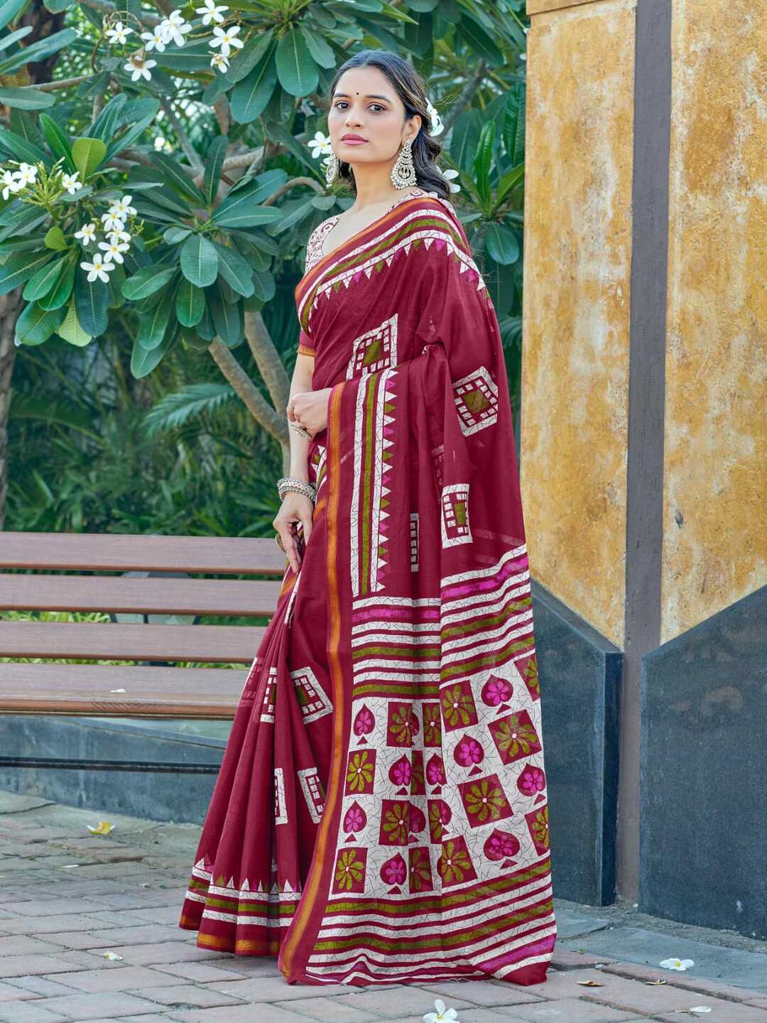 Elegant Navy Blue Printed Pure Cotton Saree with Geometric Border