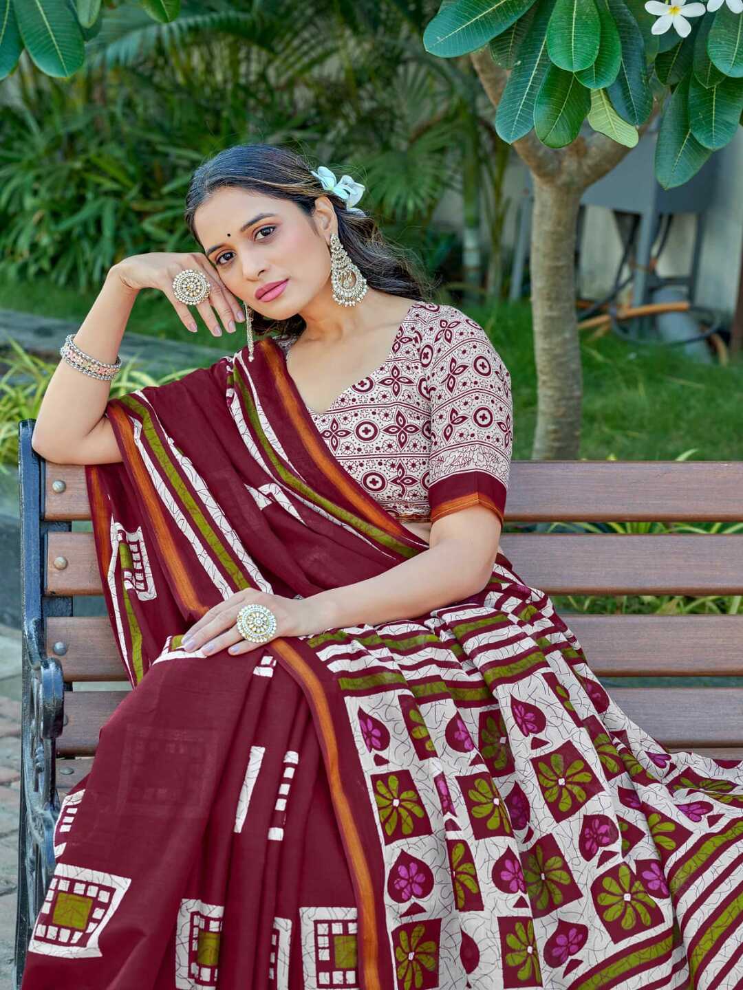 Elegant Navy Blue Printed Pure Cotton Saree with Geometric Border