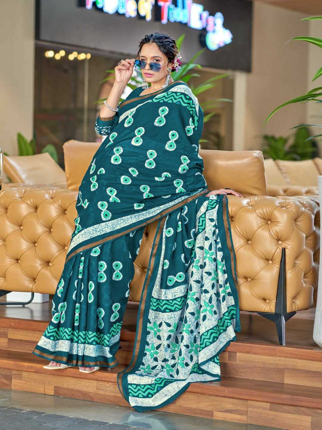 Stylish Rama Printed Pure Cotton Saree with Contemporary Motifs