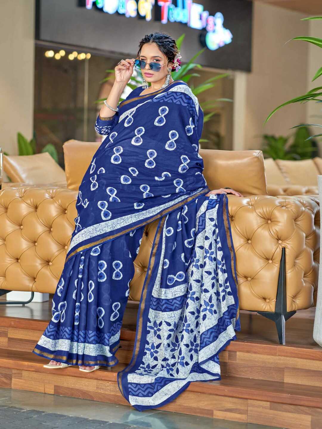 Stylish Rama Printed Pure Cotton Saree with Contemporary Motifs