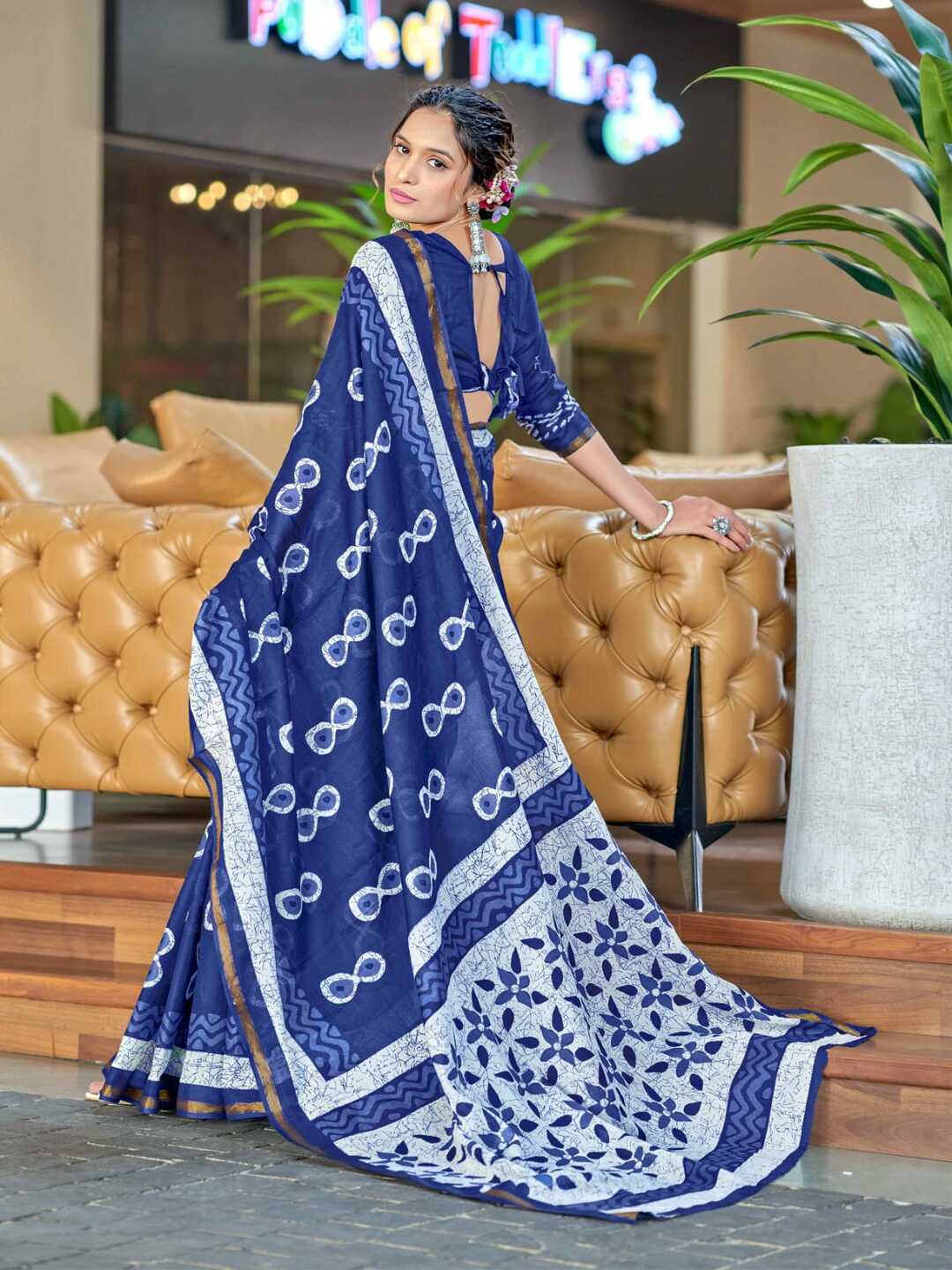 Stylish Rama Printed Pure Cotton Saree with Contemporary Motifs