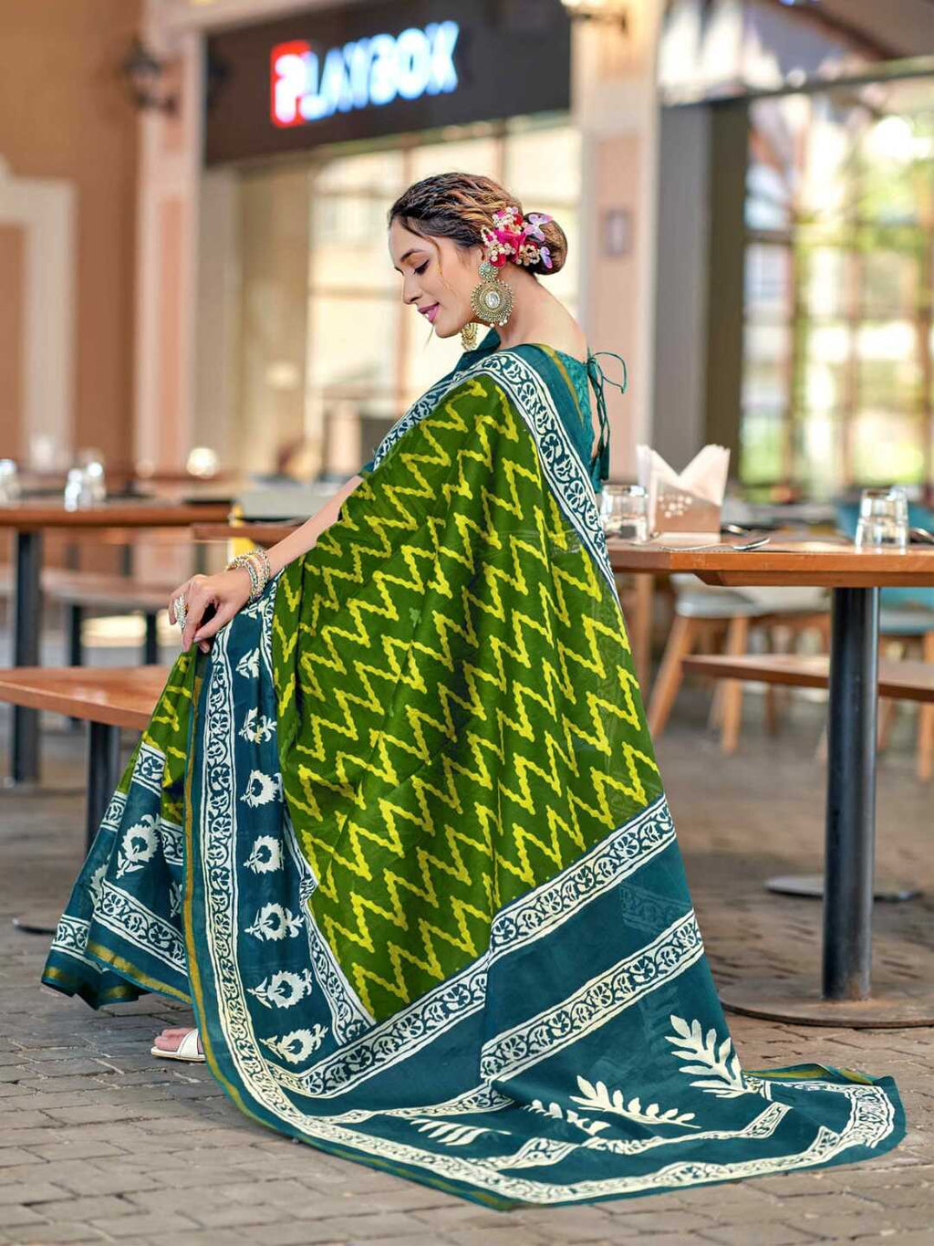 Elegant Bottle Green Printed Pure Cotton Saree with Ethnic Border