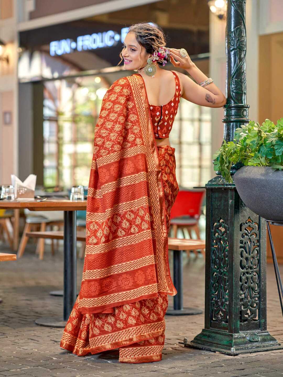 Graceful Olive Green Printed Pure Cotton Saree with Subtle Zari Border
