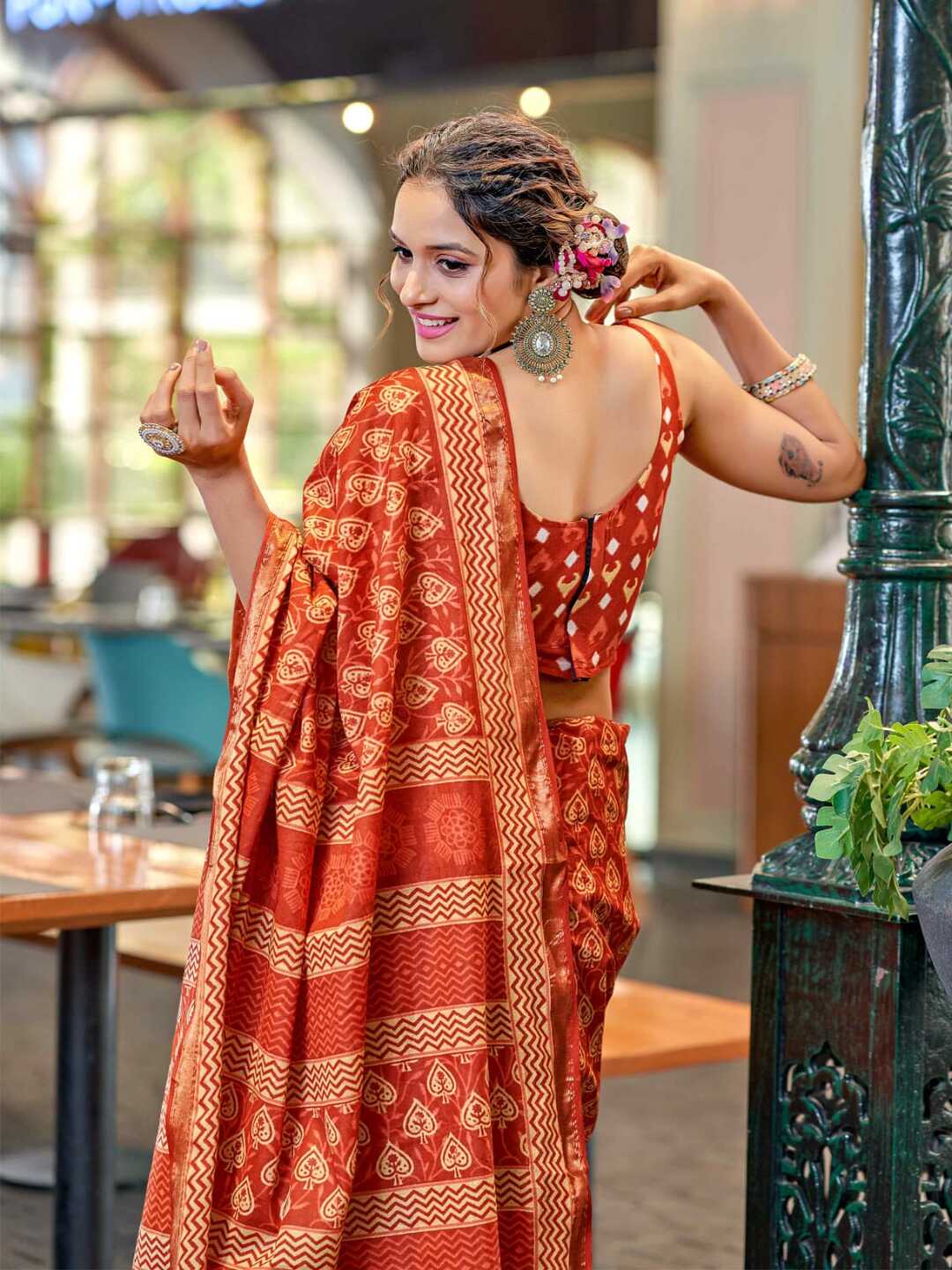 Graceful Olive Green Printed Pure Cotton Saree with Subtle Zari Border