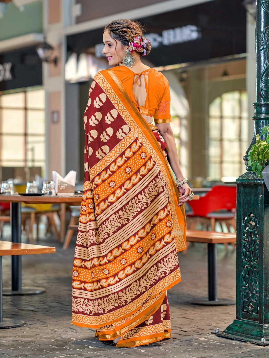 Elegant Teal & Magenta Printed Pure Cotton Saree with Traditional Border