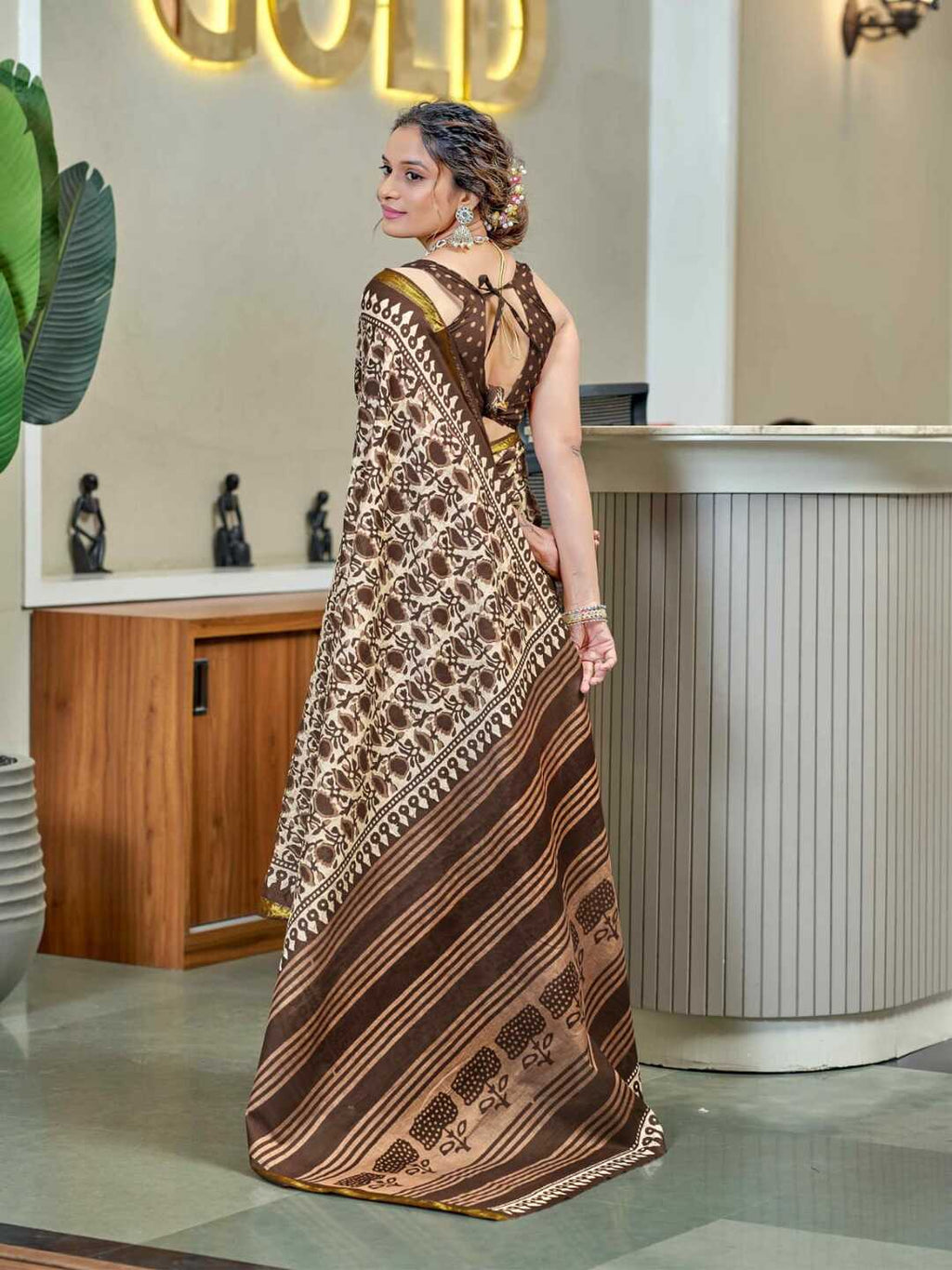 Elegant Forest Green Handblock Printed Pure Cotton Saree with Golden Border