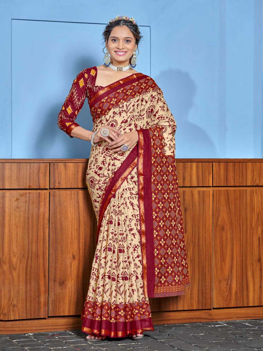 Elegant Cream Blue Tribal Print Pure Cotton Saree